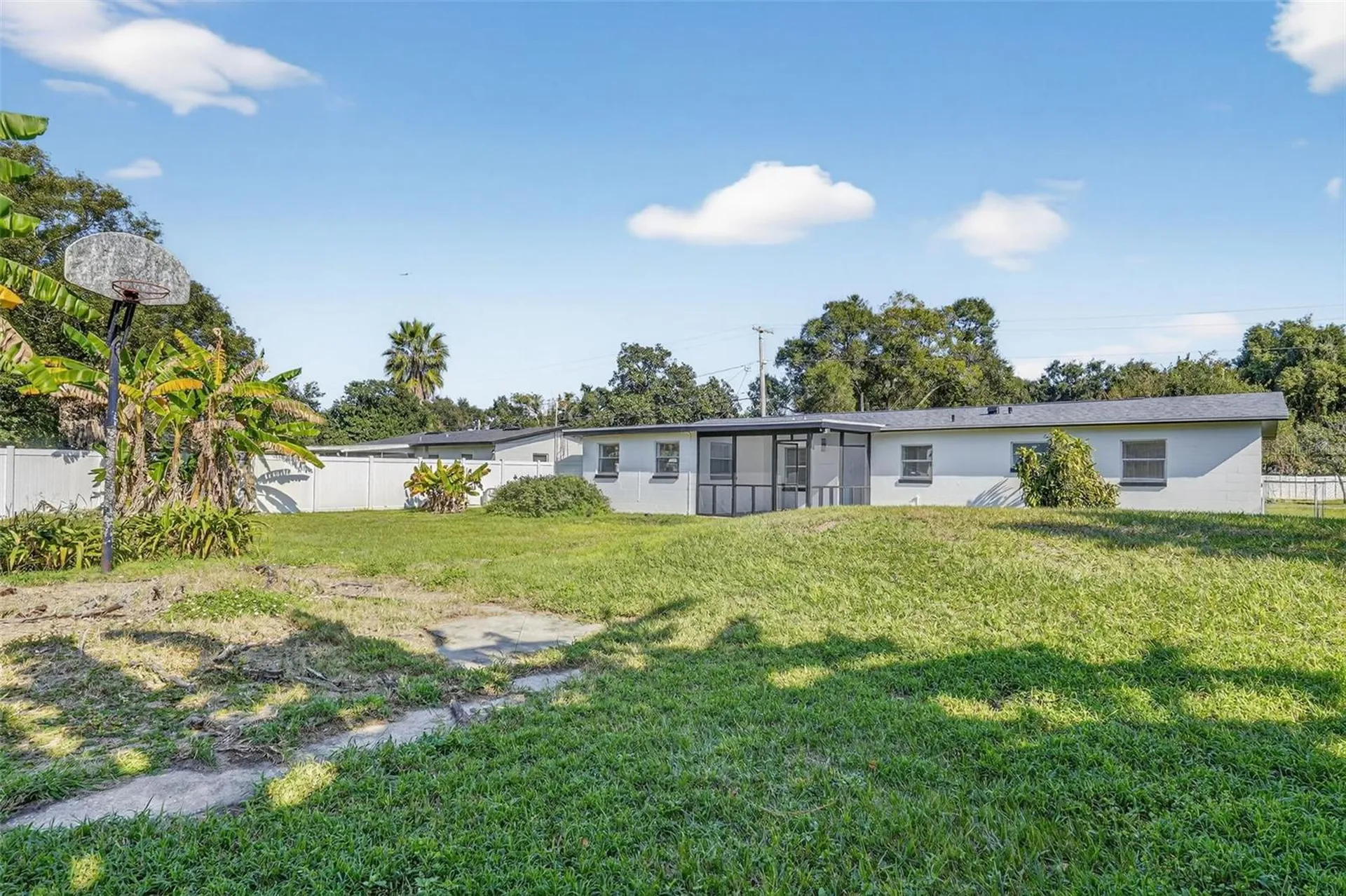 3034 Touraine Avenue Orlando FL 32812