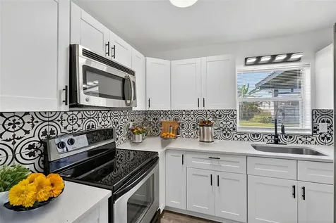 3034 Touraine Avenue Orlando FL 32812