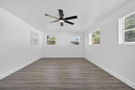 3034 Touraine Avenue Orlando FL 32812