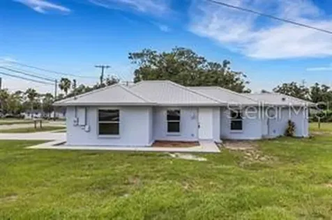 3100 W Reynolds Street Plant City FL 33563