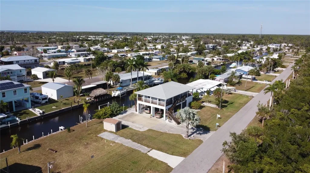 4271 Hollis Avenue Port Charlotte FL 33953