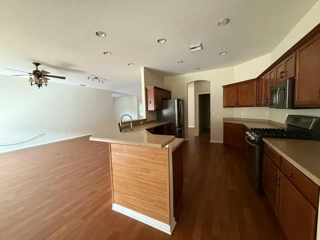 2974 Blackwater Oaks Drive Mulberry FL 33860