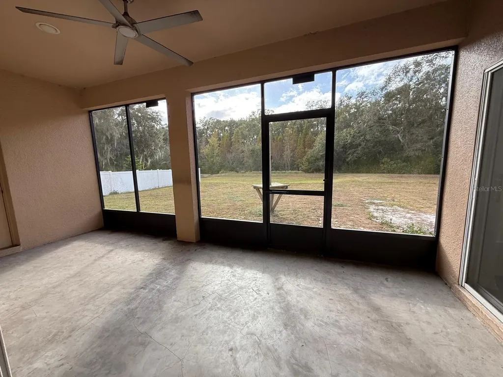 2974 Blackwater Oaks Drive Mulberry FL 33860