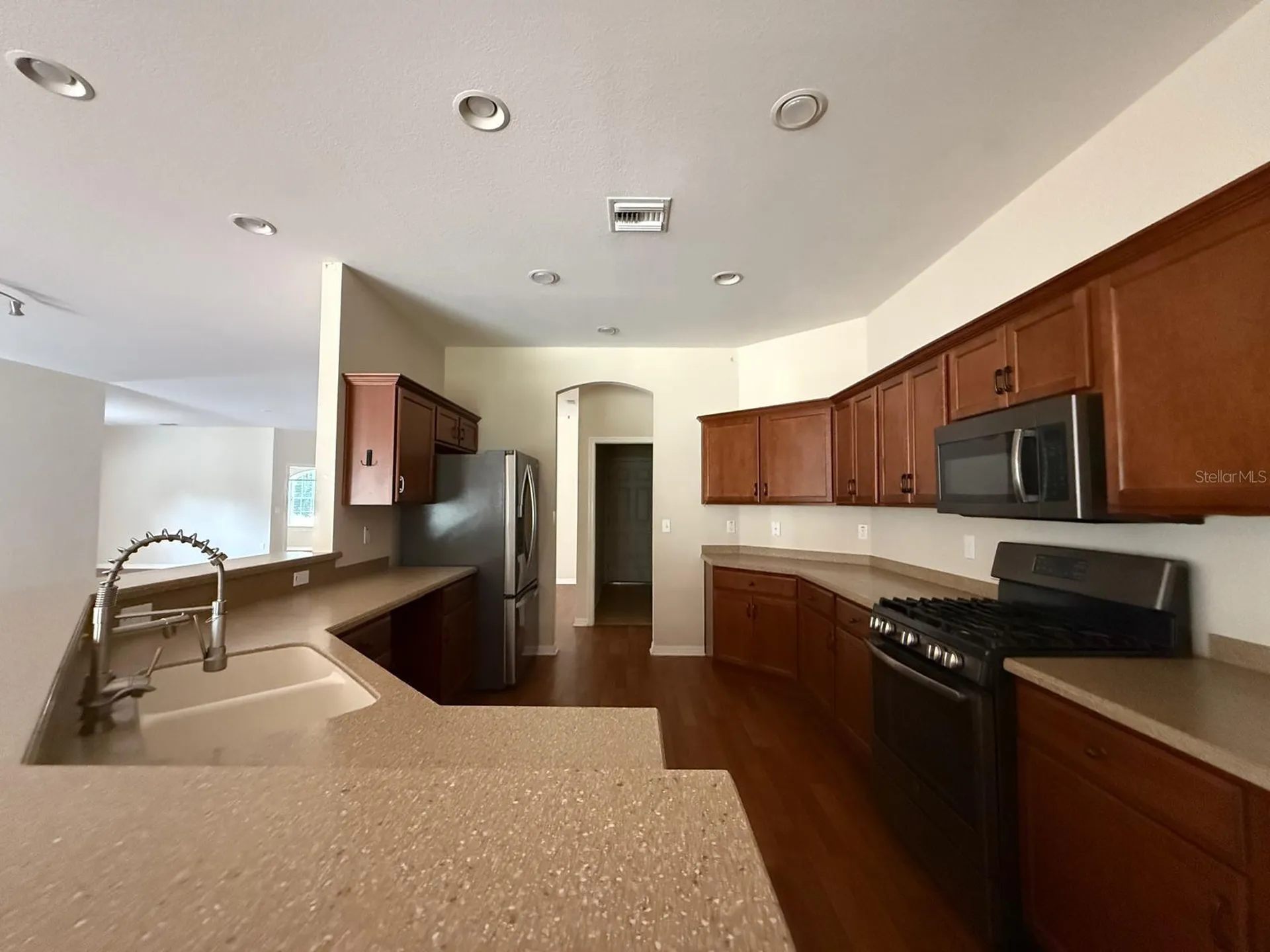 2974 Blackwater Oaks Drive Mulberry FL 33860