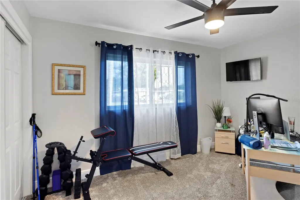 6660 17th Street N St Petersburg FL 33702