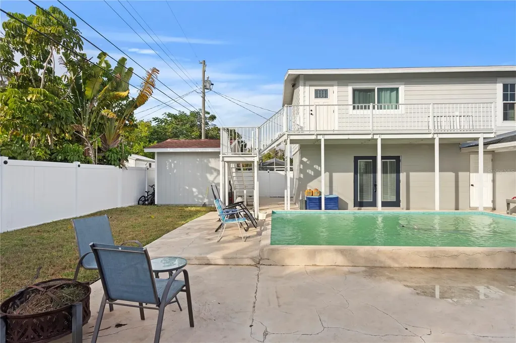 6660 17th Street N St Petersburg FL 33702