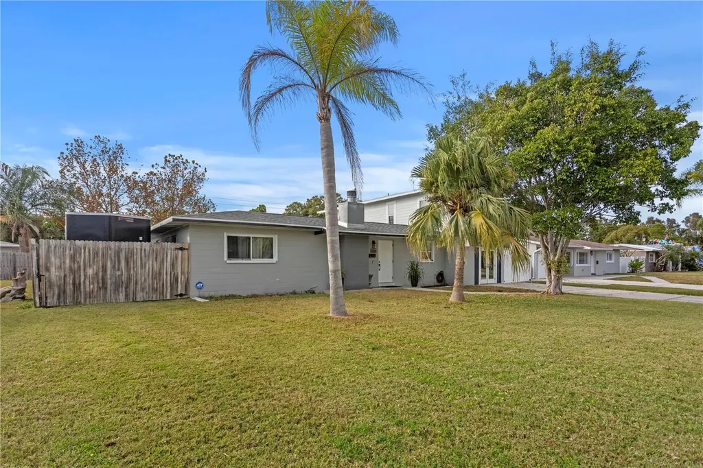 6660 17th Street N St Petersburg FL 33702