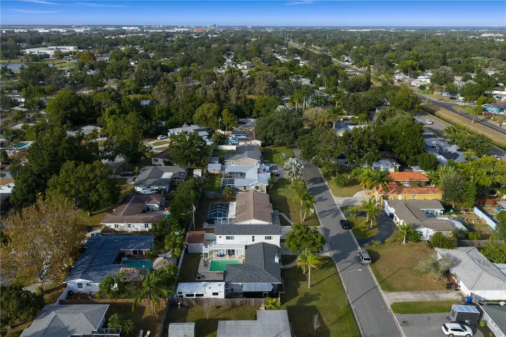 6660 17th Street N St Petersburg FL 33702