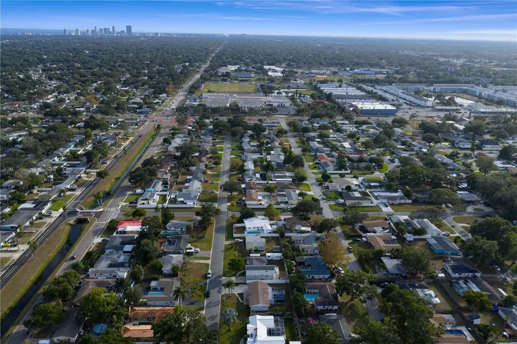 6660 17th Street N St Petersburg FL 33702