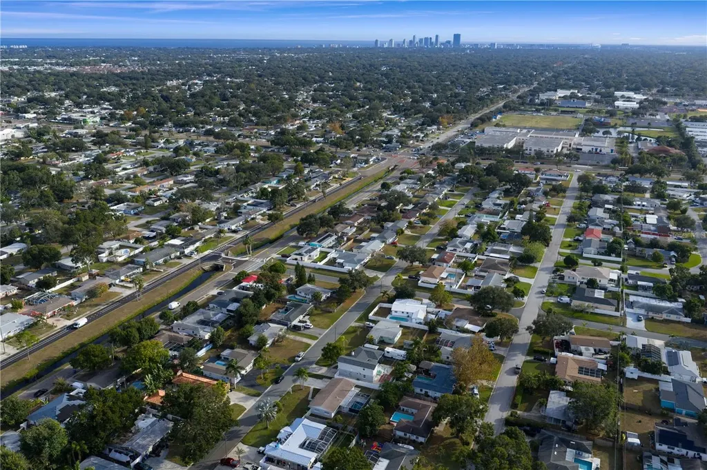 6660 17th Street N St Petersburg FL 33702
