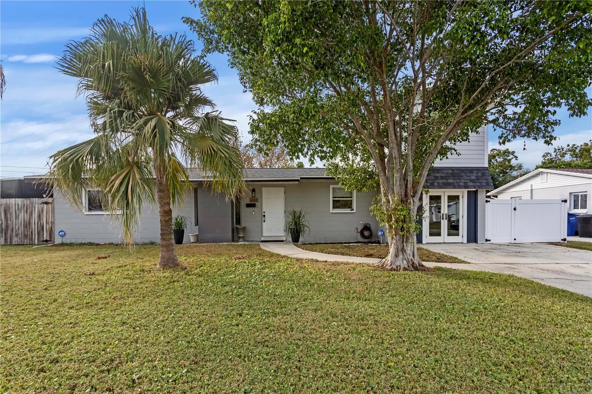 6660 17th Street N St Petersburg FL 33702