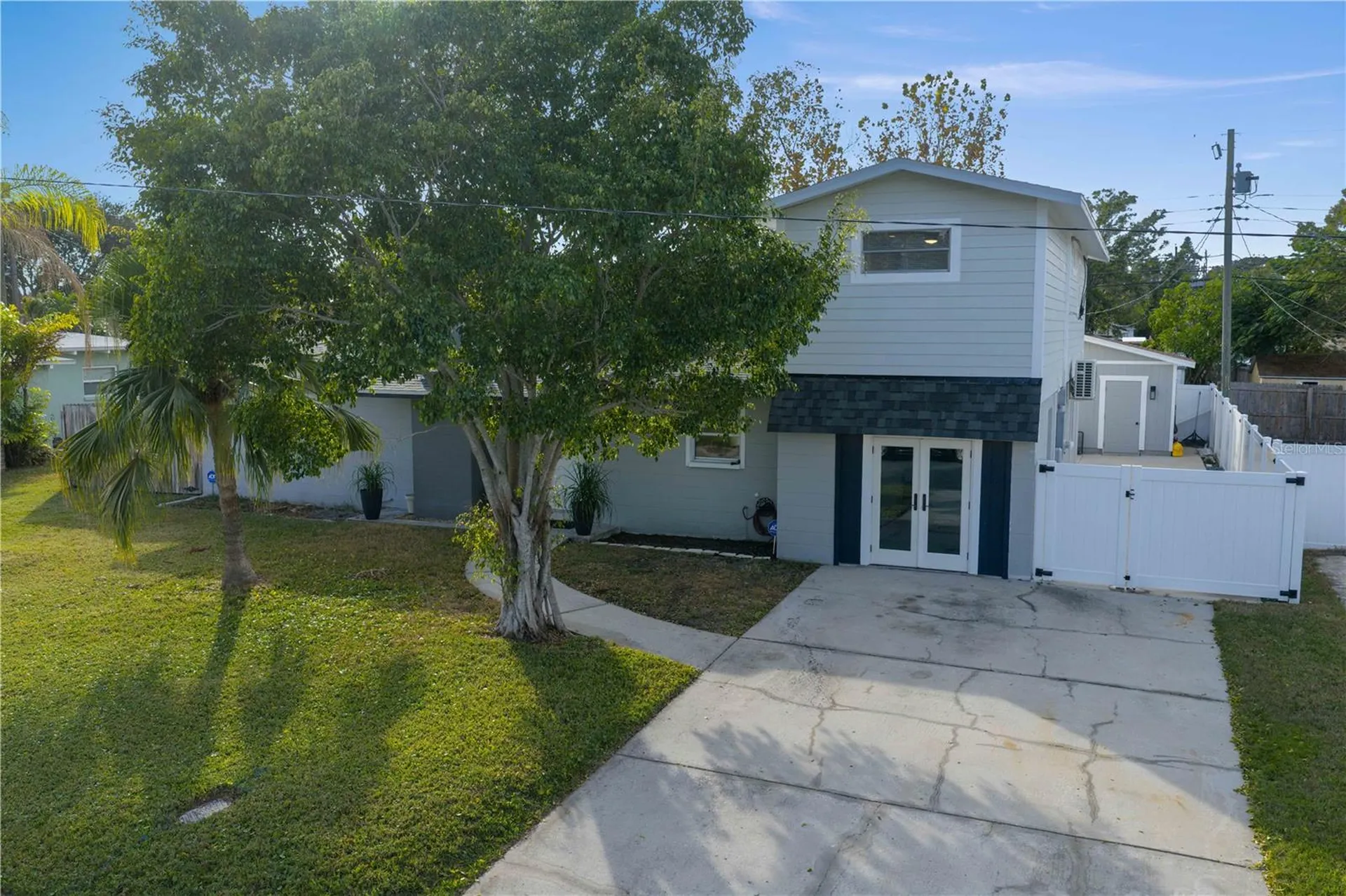 6660 17th Street N St Petersburg FL 33702