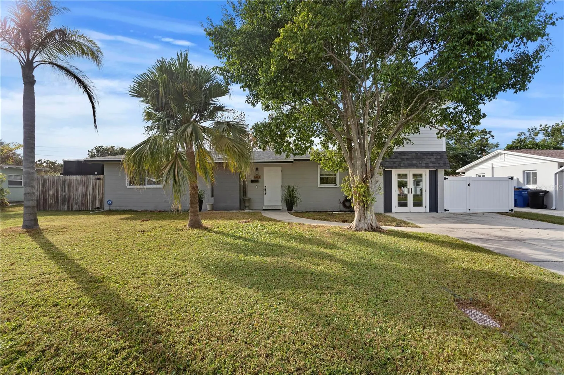 6660 17th Street N St Petersburg FL 33702
