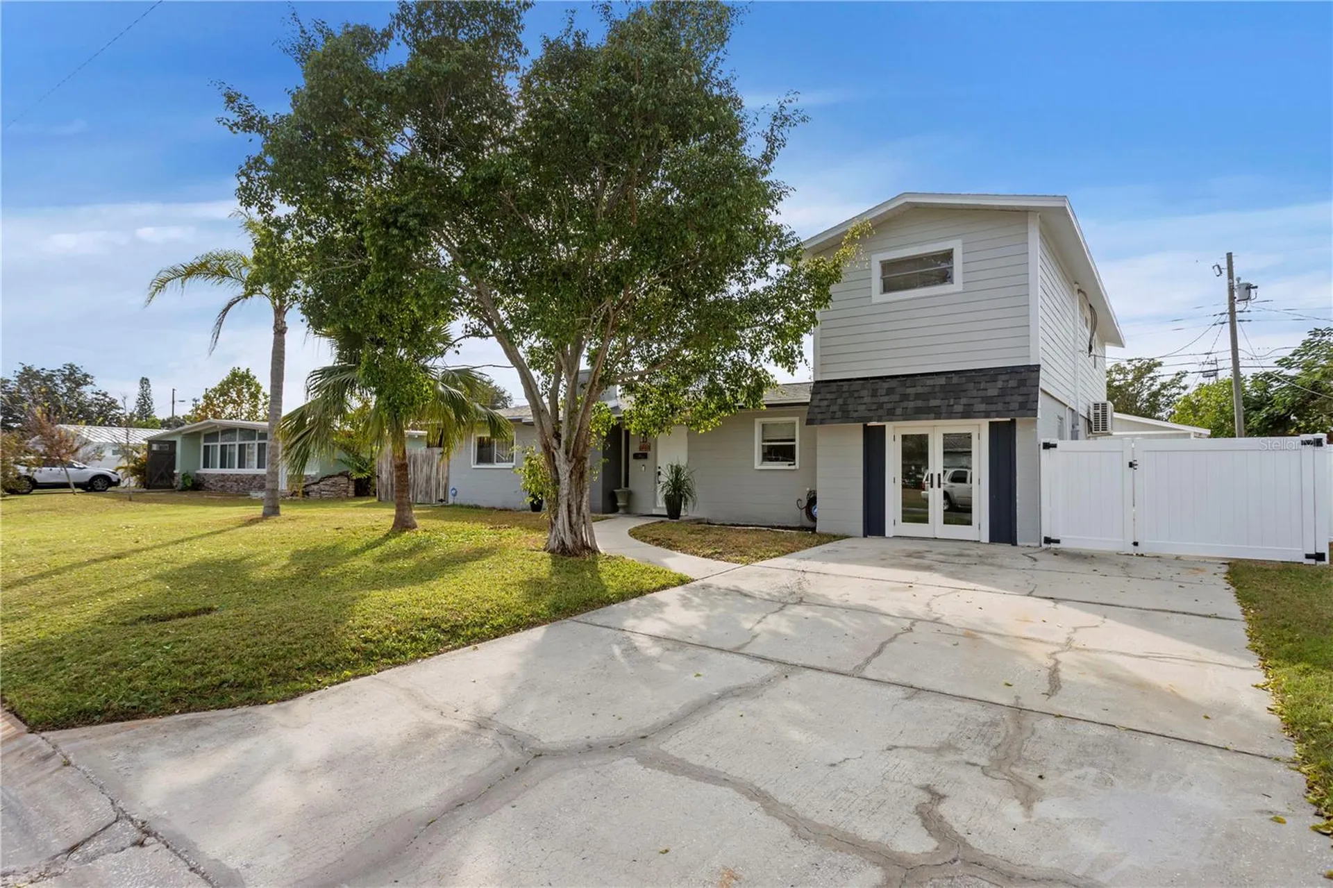 6660 17th Street N St Petersburg FL 33702