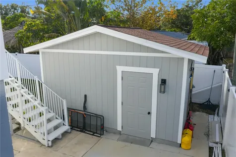 6660 17th Street N St Petersburg FL 33702