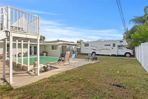 6660 17th Street N St Petersburg FL 33702