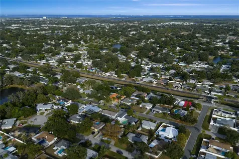 6660 17th Street N St Petersburg FL 33702
