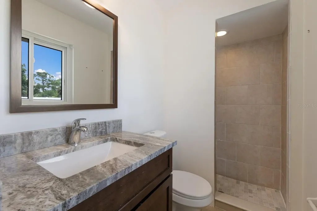 4312 3rd Avenue NW Bradenton FL 34209