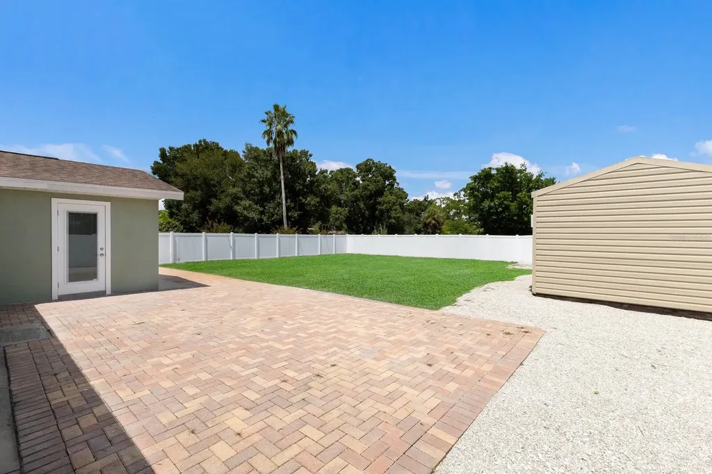 4312 3rd Avenue NW Bradenton FL 34209