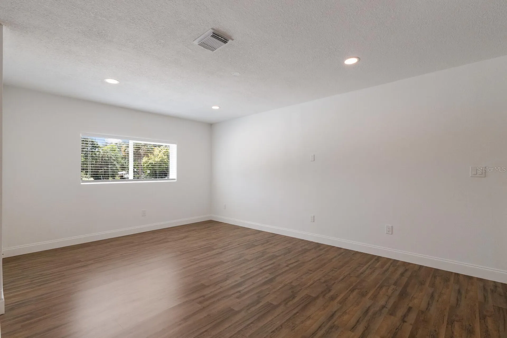 4312 3rd Avenue NW Bradenton FL 34209