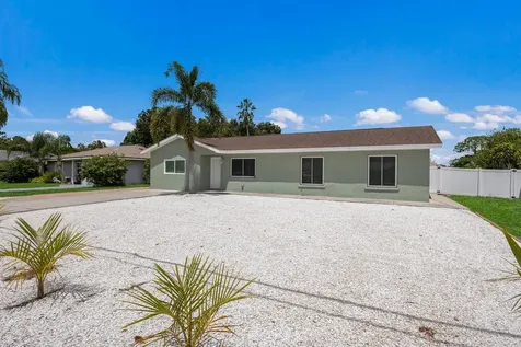 4312 3rd Avenue NW Bradenton FL 34209
