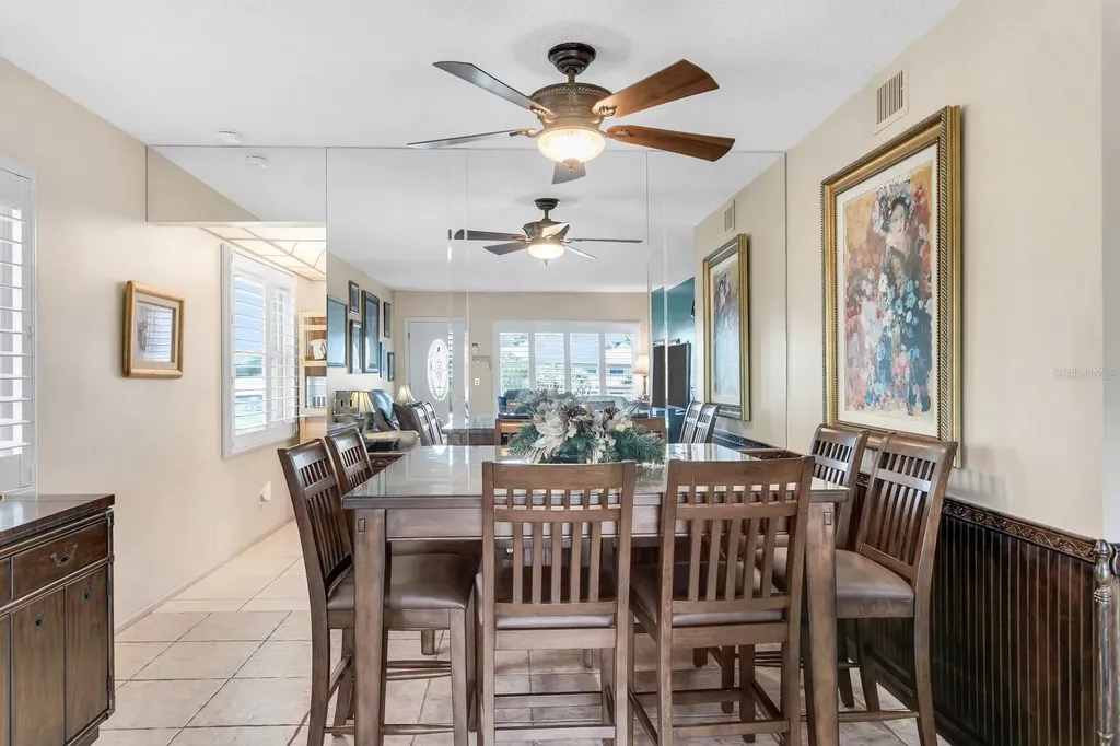 2457 Ecuadorian Way Clearwater FL 33763