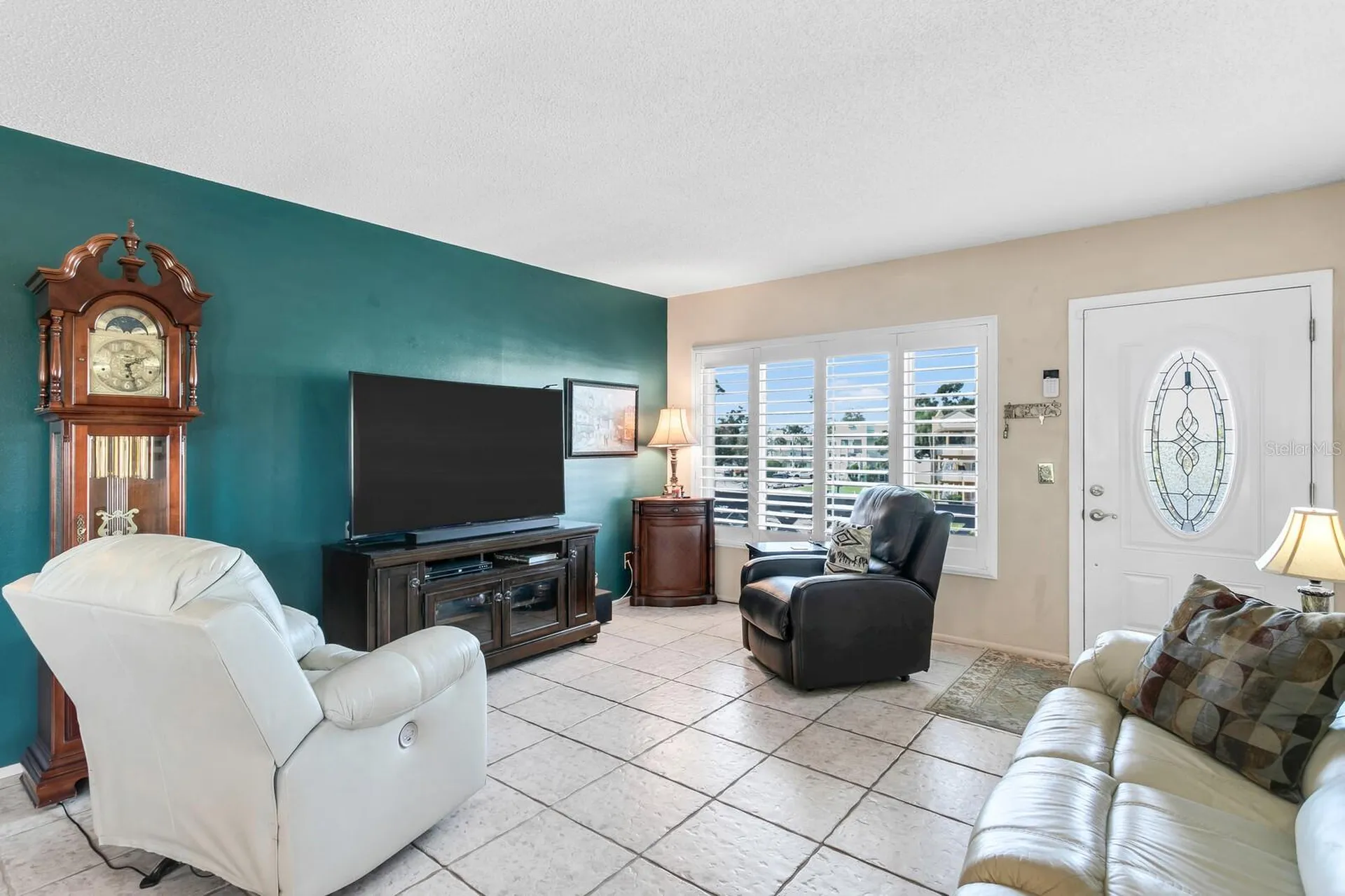 2457 Ecuadorian Way Clearwater FL 33763