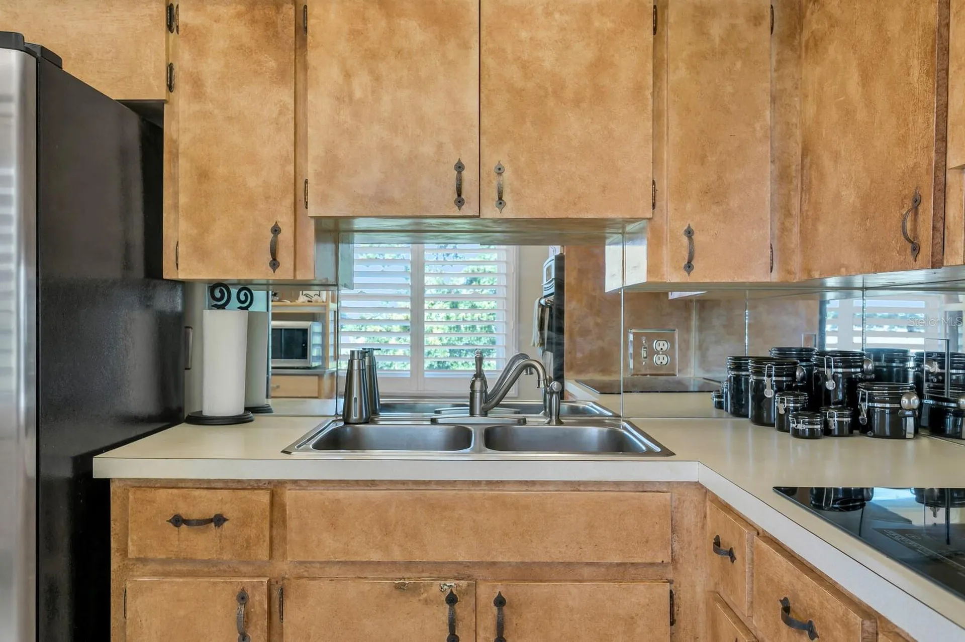 2457 Ecuadorian Way Clearwater FL 33763