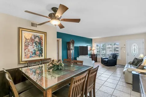 2457 Ecuadorian Way Clearwater FL 33763
