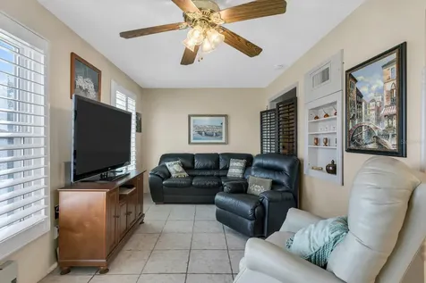 2457 Ecuadorian Way Clearwater FL 33763