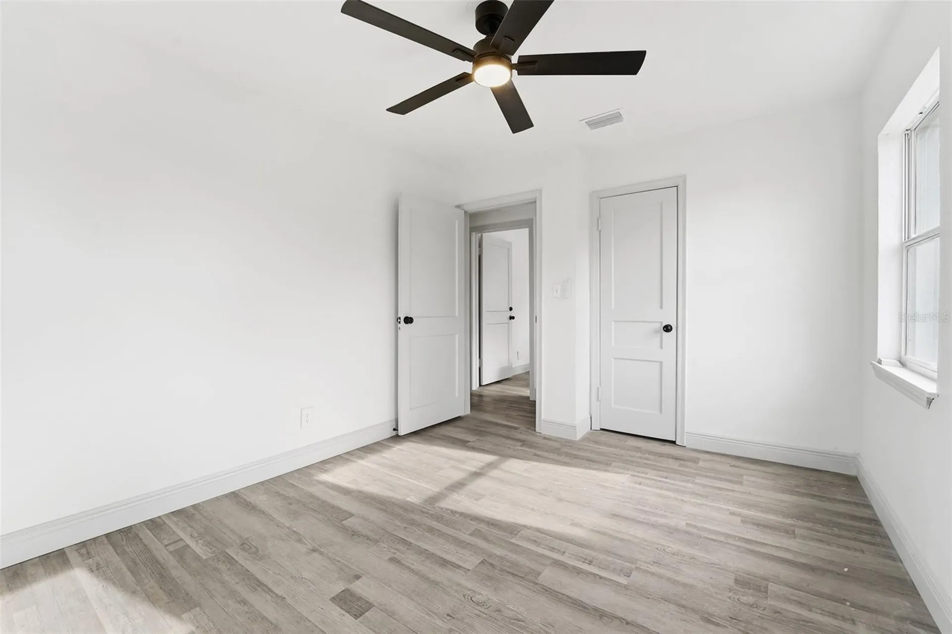 1215 Nicholson Street Clearwater FL 33755
