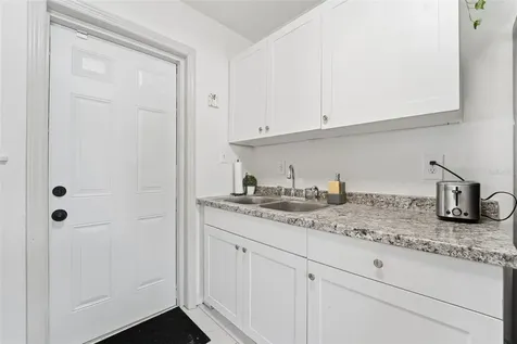 1215 Nicholson Street Clearwater FL 33755