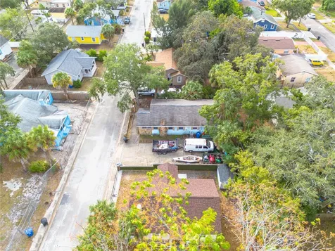2011 Auburn Street S St Petersburg FL 33712