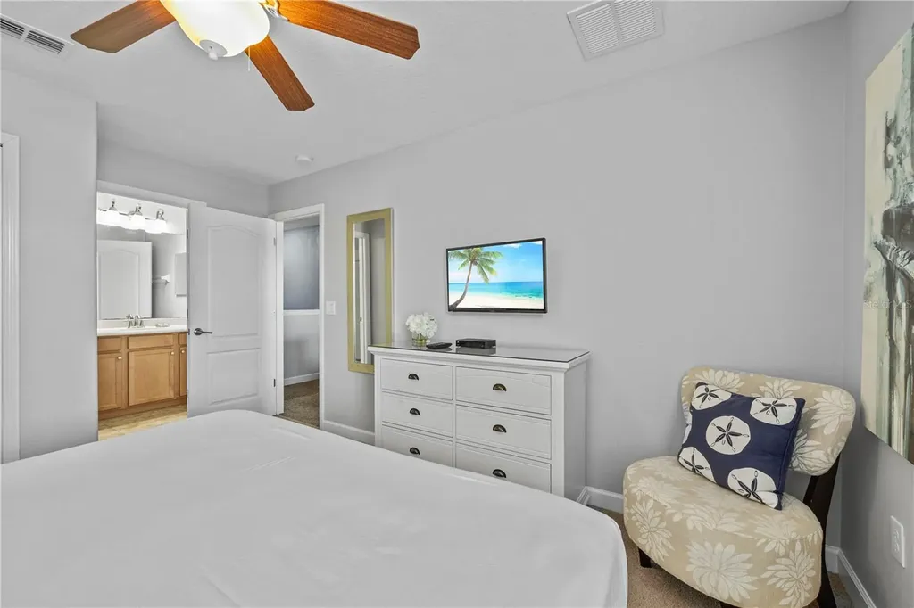 9117 El Caro Lane Davenport FL 33896