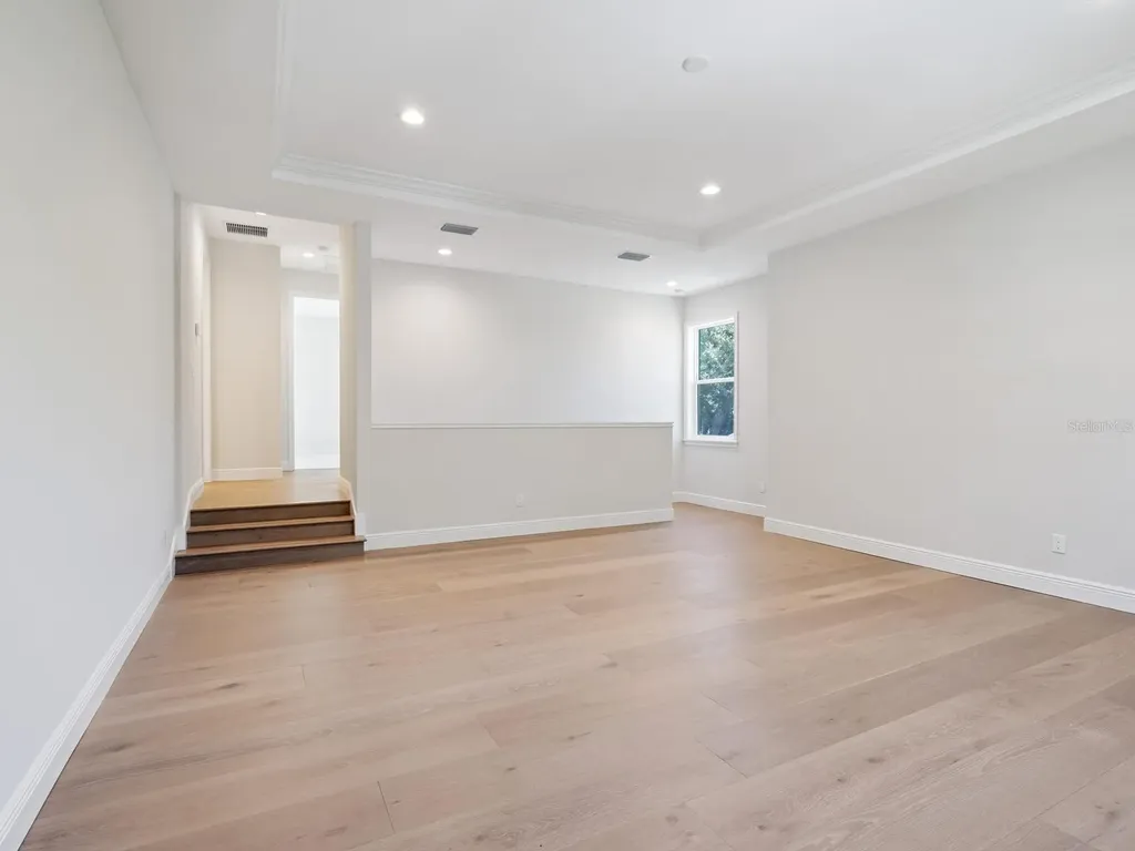1876 Magnolia Street Sarasota FL 34239