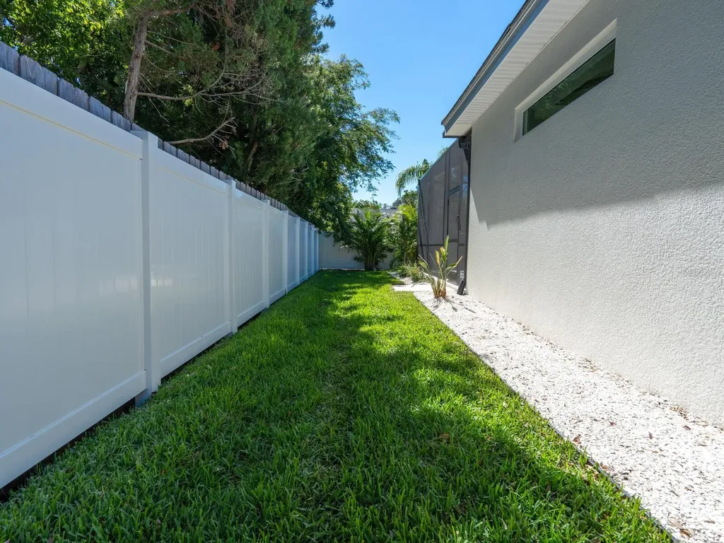 1876 Magnolia Street Sarasota FL 34239