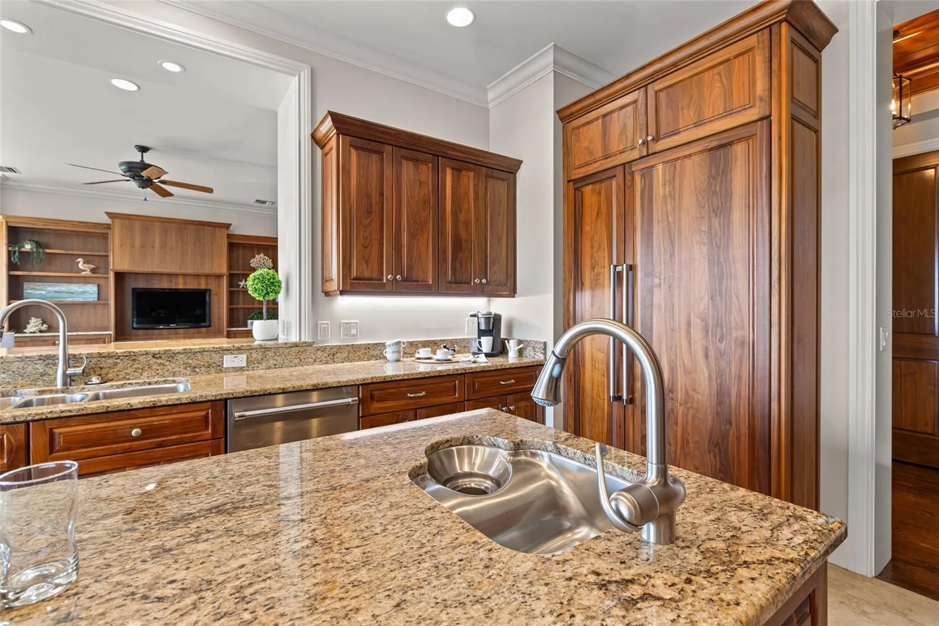 1976 Kansas Avenue NE St Petersburg FL 33703