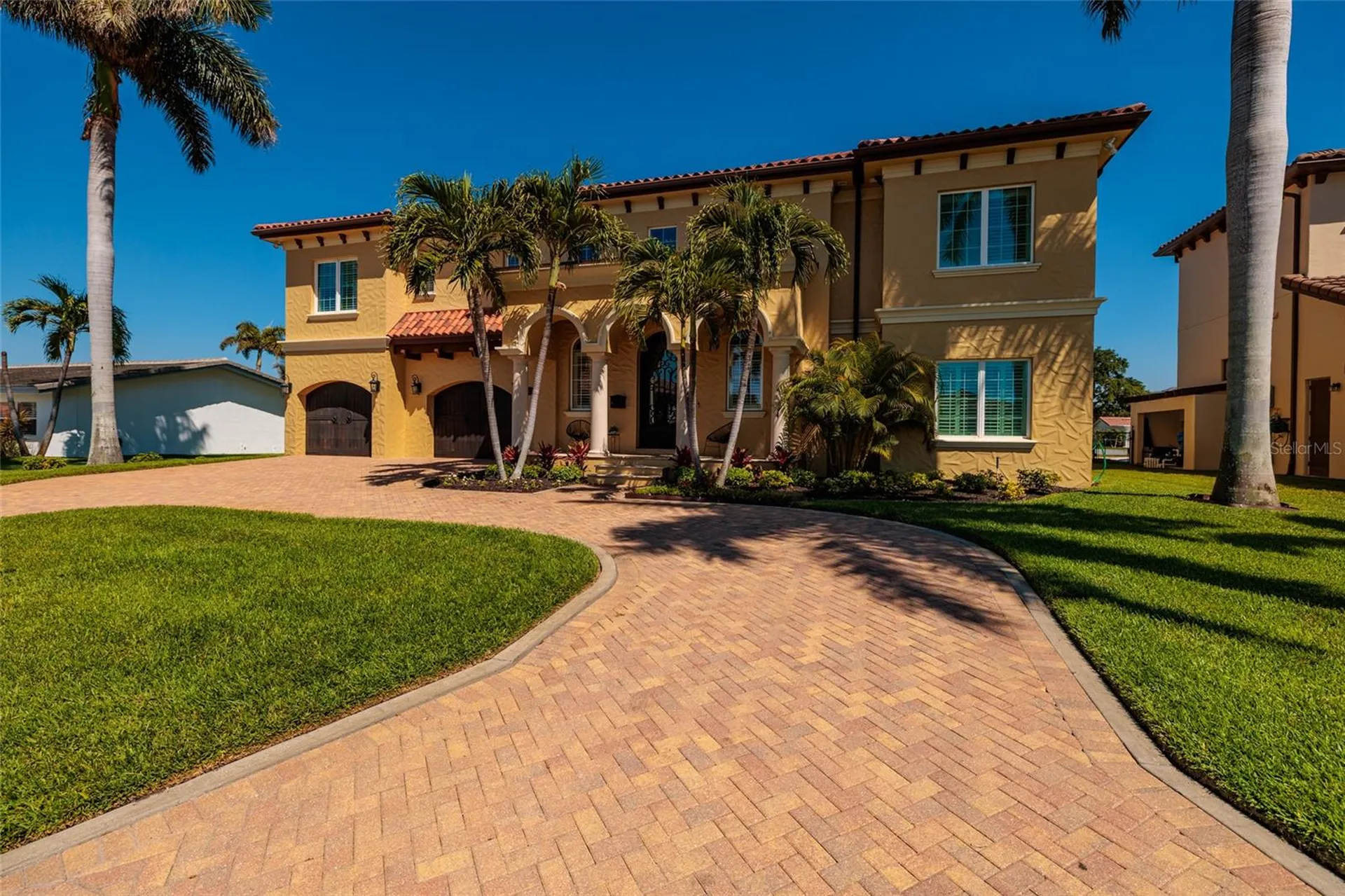 1976 Kansas Avenue NE St Petersburg FL 33703