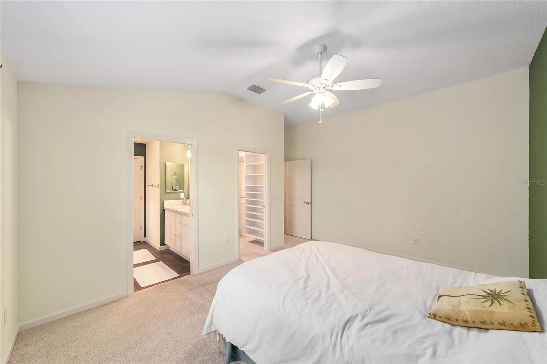972 Greg Terrace The Villages FL 32163