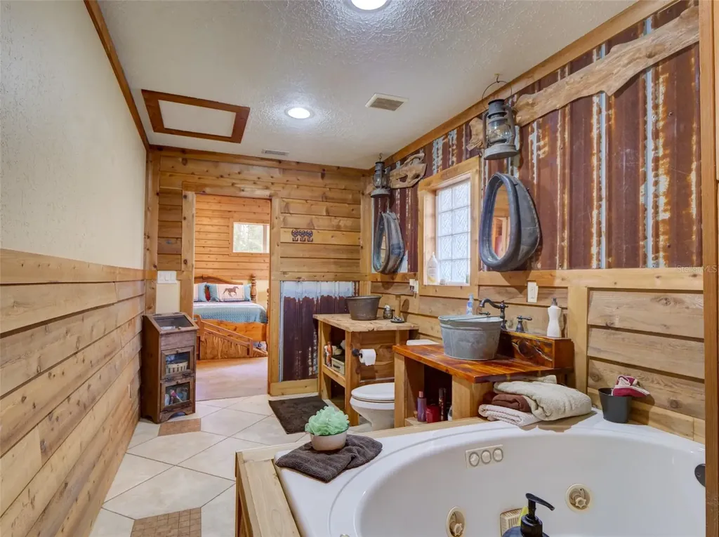 1765 E Cr 462 Wildwood FL 34785