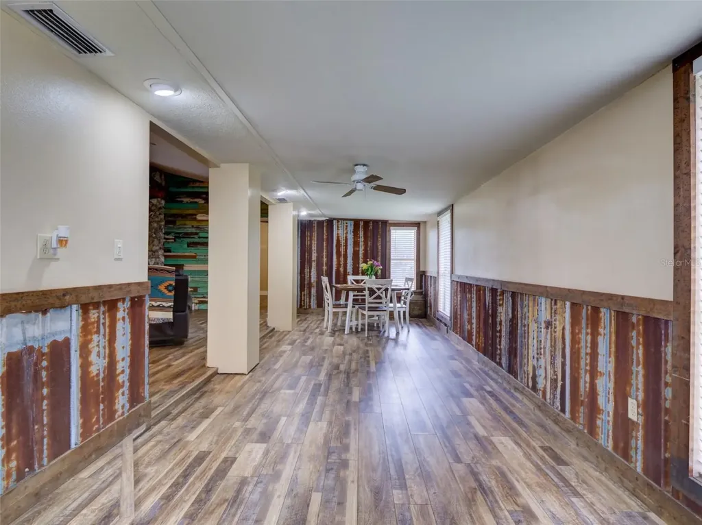 1765 E Cr 462 Wildwood FL 34785