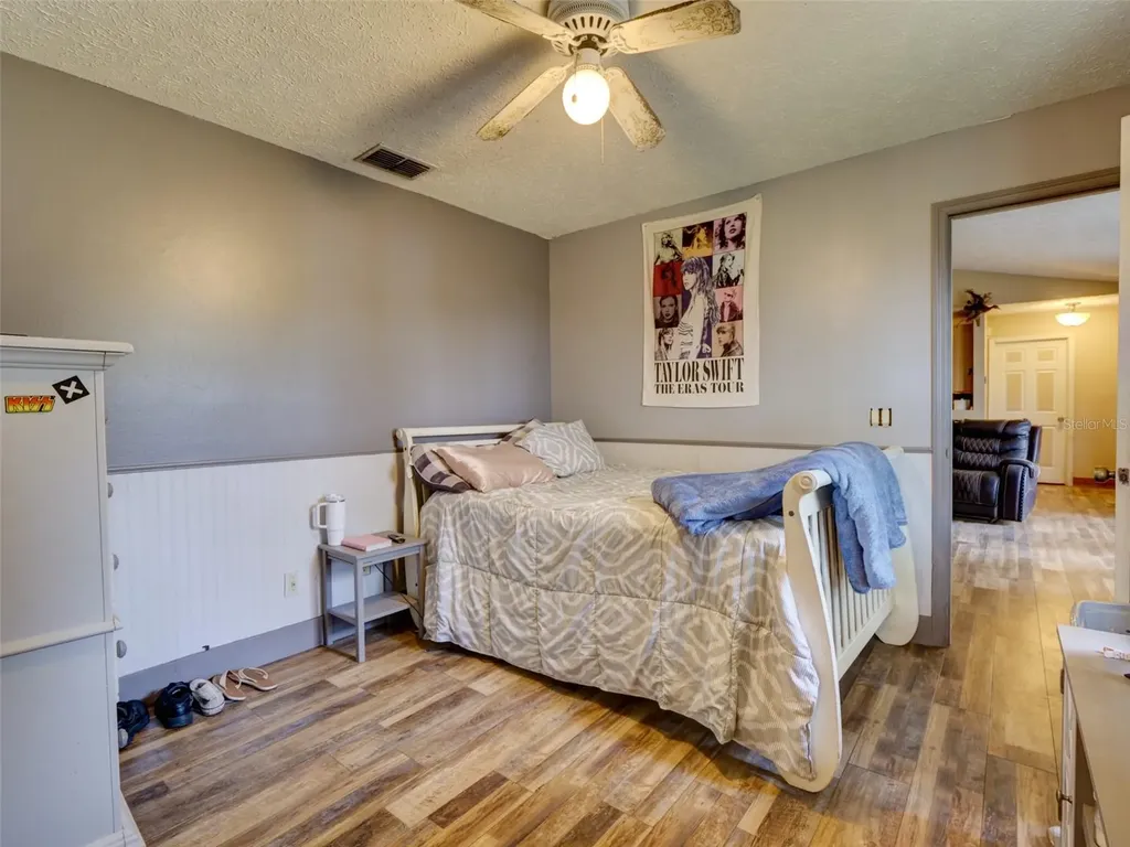 1765 E Cr 462 Wildwood FL 34785