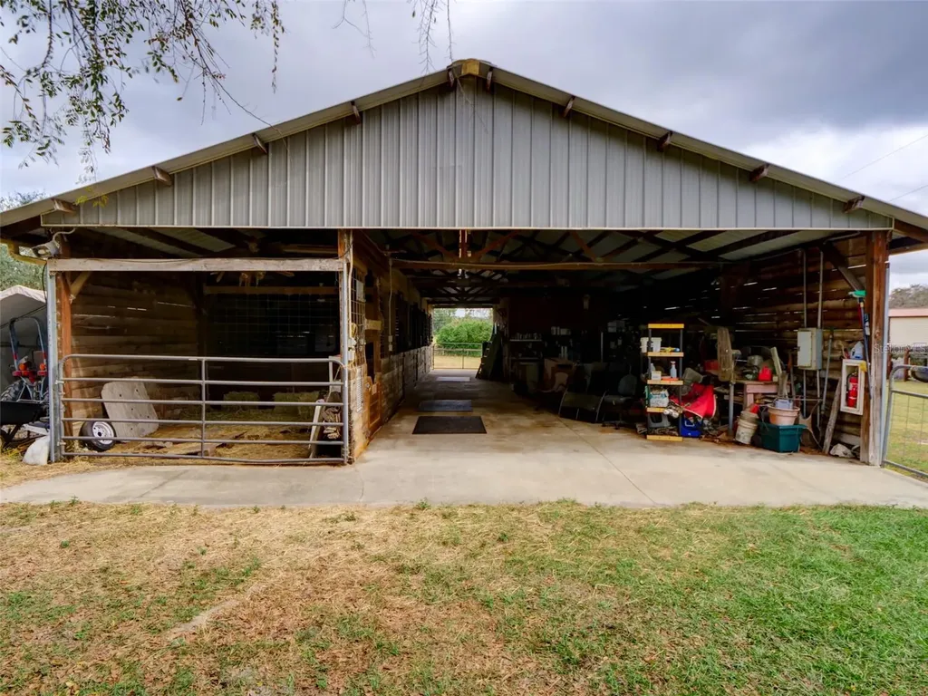 1765 E Cr 462 Wildwood FL 34785