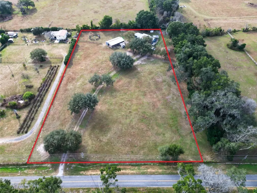 1765 E Cr 462 Wildwood FL 34785