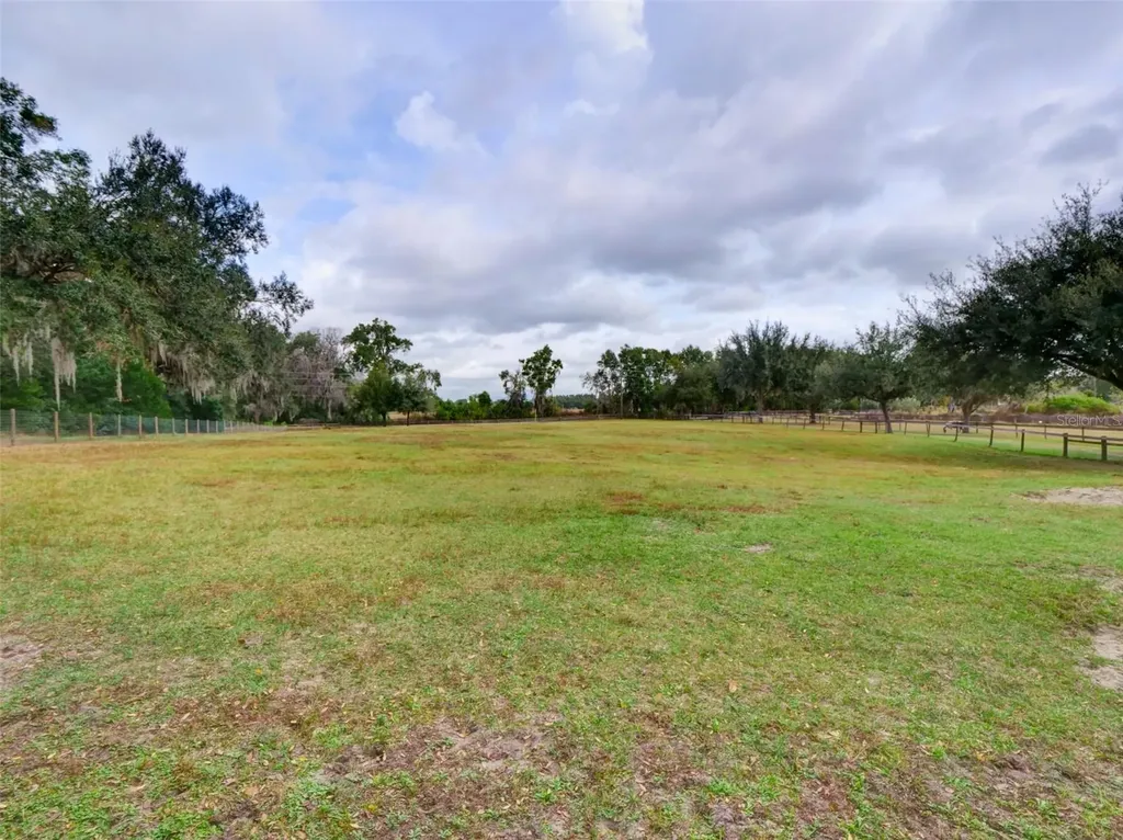 1765 E Cr 462 Wildwood FL 34785