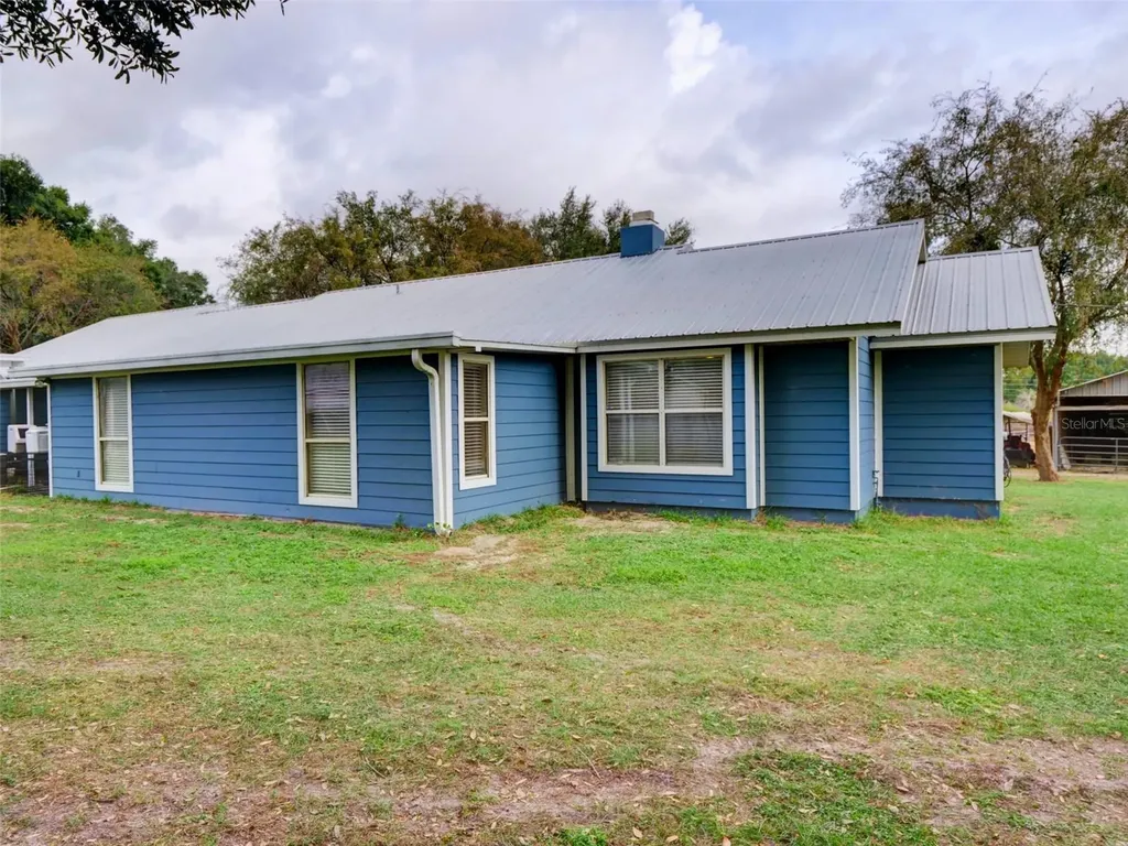 1765 E Cr 462 Wildwood FL 34785