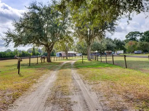 1765 E Cr 462 Wildwood FL 34785