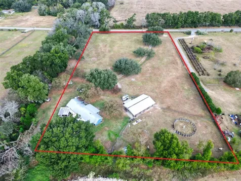 1765 E Cr 462 Wildwood FL 34785