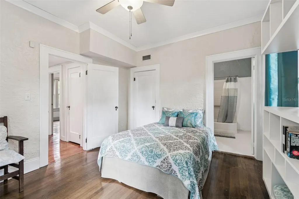 4326 3rd Avenue S St Petersburg FL 33711