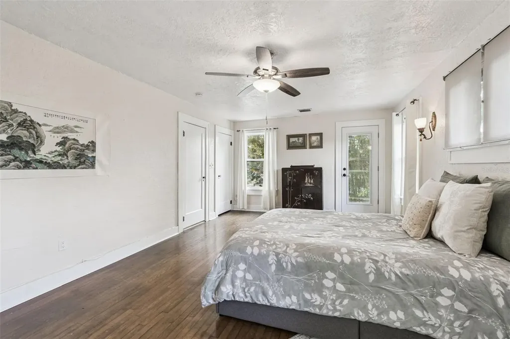 4326 3rd Avenue S St Petersburg FL 33711